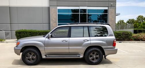 2001 Toyota Land Cruiser Base