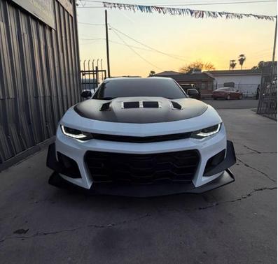 White 2017 Chevrolet Camaro 1SS