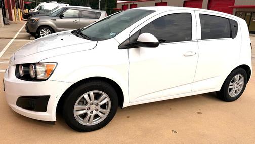 White 2015 Chevrolet Sonic LT