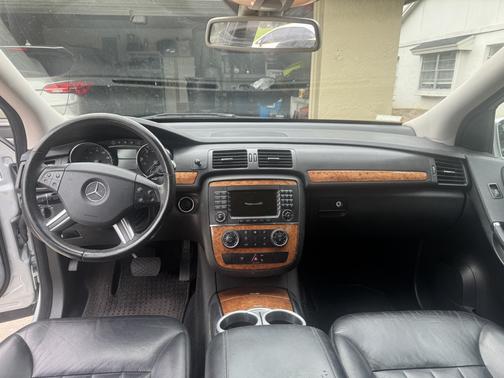 Silver 2006 Mercedes-Benz R-Class R 350 4MATIC