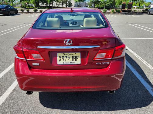 2011 Lexus ES 350 Base