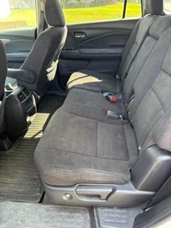 White 2019 Honda Pilot EX