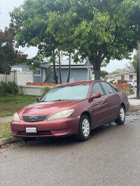 Red 2006 Toyota Camry LE