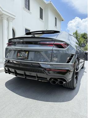 2023 Lamborghini Urus S