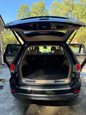 Black 2018 Jeep Grand Cherokee Limited