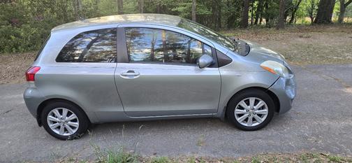 2009 Toyota Yaris Base
