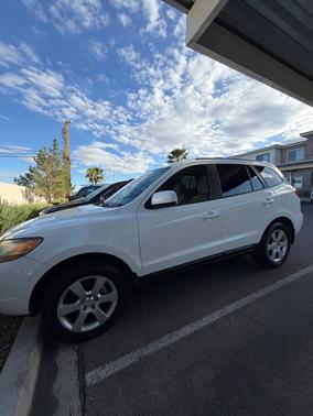 White 2008 Hyundai SANTA FE SE