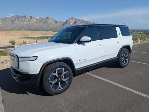 2024 Rivian R1S Adventure Quad-Motor Large Package