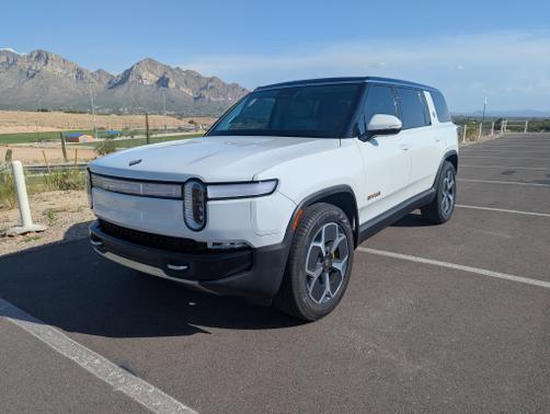 2024 Rivian R1S Adventure Quad-Motor Large Package