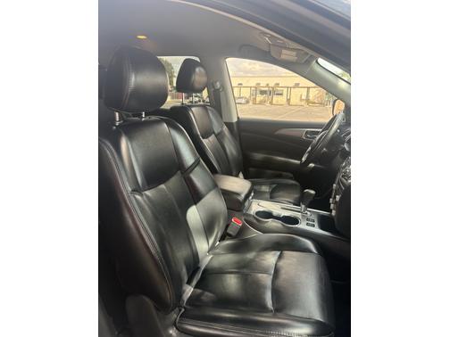 2019 Nissan Pathfinder SL
