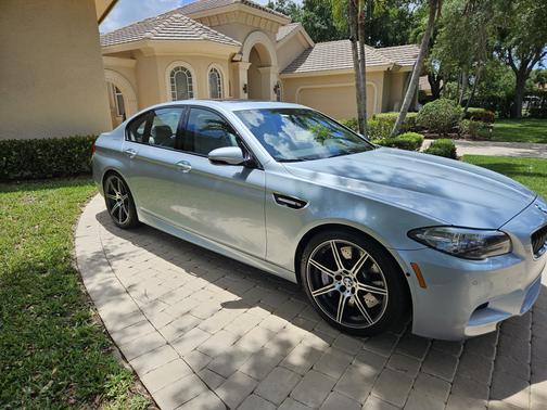 2014 BMW M5 Base