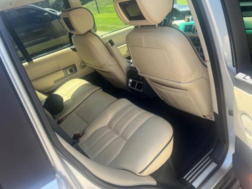 Silver 2006 Land Rover Range Rover HSE