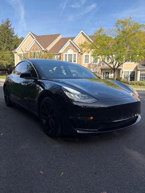 Black 2019 Tesla Model 3 Standard Range Plus