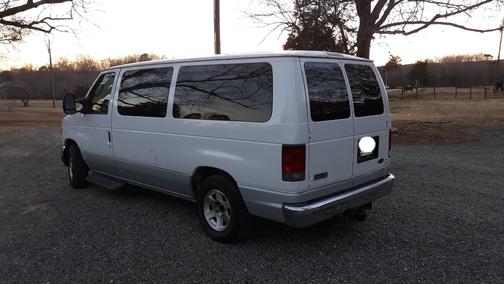 2006 Ford E150 XLT Wagon