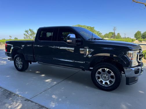 Gray 2021 Ford F-250 King Ranch