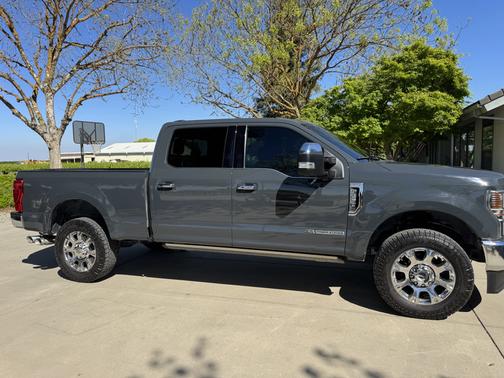 Gray 2021 Ford F-250 King Ranch