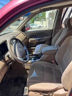 Red 2006 Honda Pilot EX