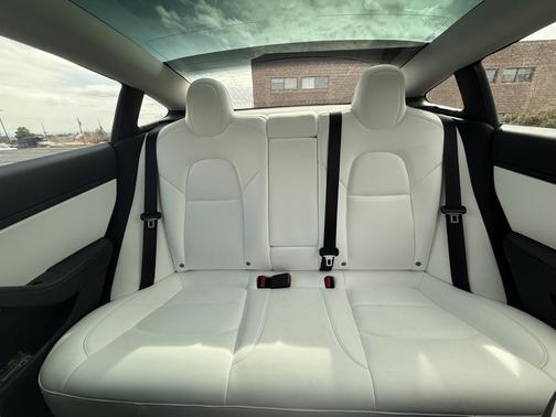 2019 Tesla Model 3 Performance