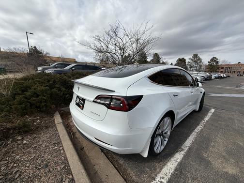 2019 Tesla Model 3 Performance