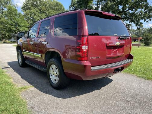 Red 2007 Chevrolet Tahoe LT
