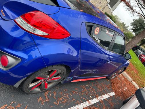 2013 Hyundai Veloster Turbo