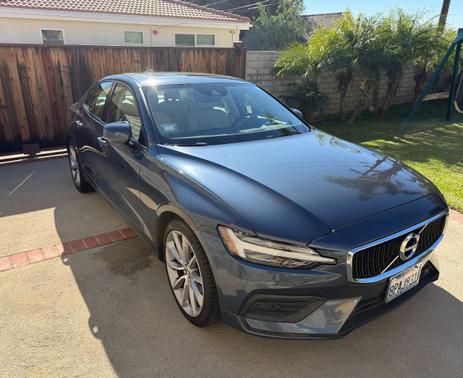 2019 Volvo S60 T5 Momentum