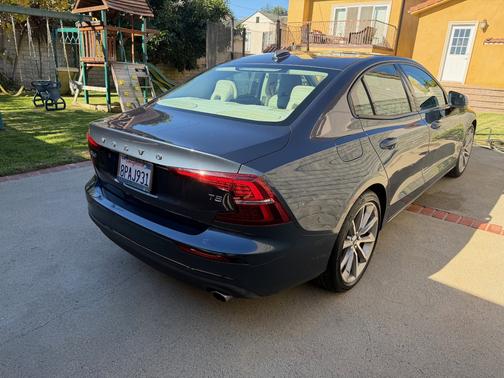 2019 Volvo S60 T5 Momentum