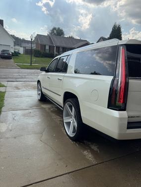 2015 Cadillac Escalade ESV Premium