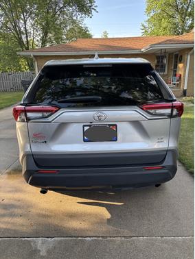 2022 Toyota RAV4 LE