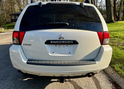 2008 Mitsubishi Endeavor LS