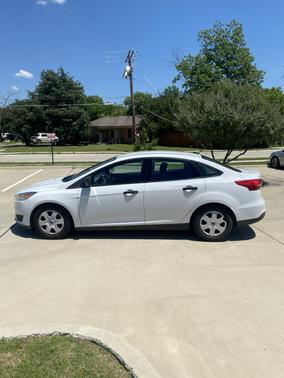 White 2016 Ford Focus S