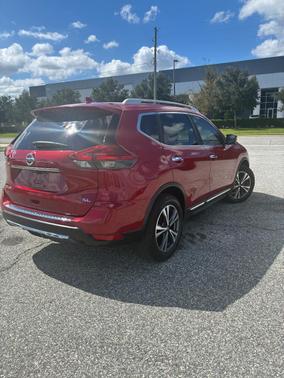 Red 2017 Nissan Rogue SL