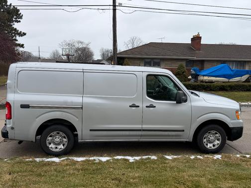 2012 Nissan NV Cargo 1500 S