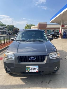2005 Ford Escape XLT