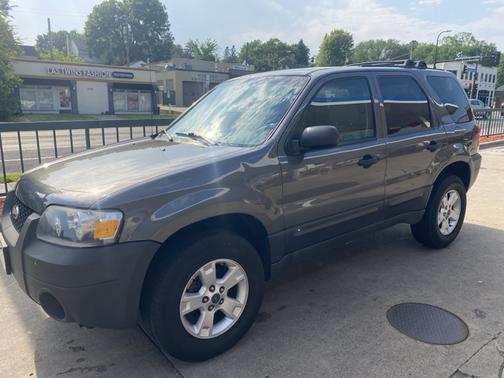 2005 Ford Escape XLT