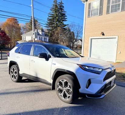 2024 Toyota RAV4 Prime XSE