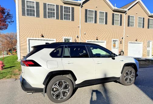 2024 Toyota RAV4 Prime XSE