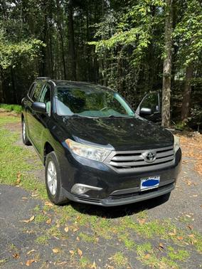 Black 2013 Toyota Highlander SE
