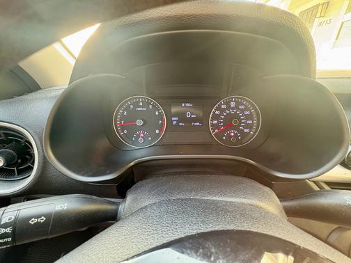 White 2020 Kia Forte LXS
