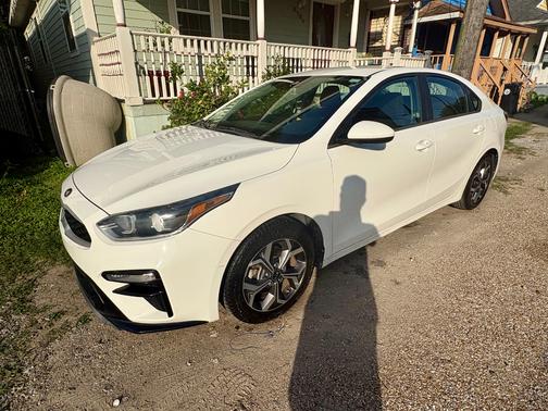 White 2020 Kia Forte LXS