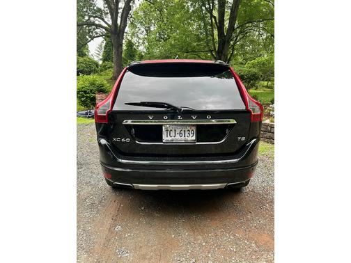 2016 Volvo XC60 T5 Platinum