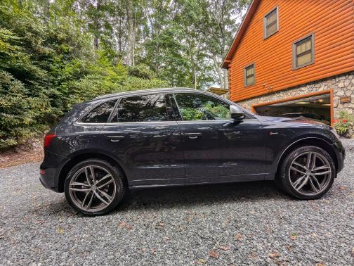 2015 Audi SQ5 3.0T Premium Plus