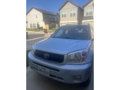 2004 Toyota RAV4 Base