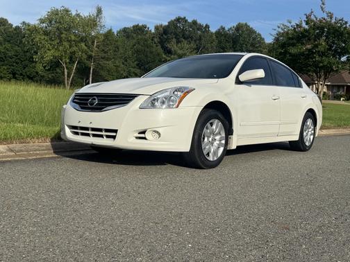 2010 Nissan Altima 2.5 S