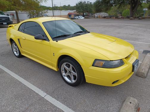 2001 Ford Mustang SVT Cobra