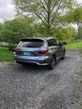 Photo 3 of 14 of 2019 INFINITI QX60 Luxe