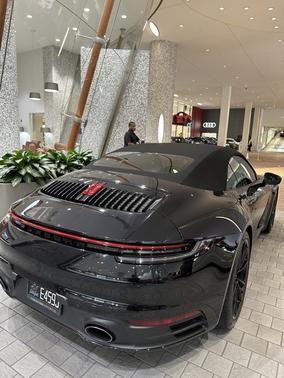 2021 Porsche 911 Carrera