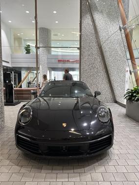 2021 Porsche 911 Carrera