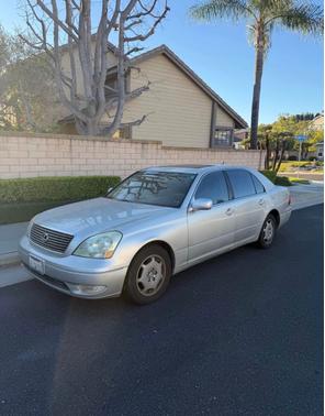 2002 Lexus LS 430 Base
