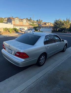 2002 Lexus LS 430 Base
